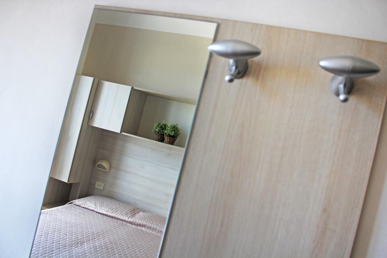 Hotel Lungomare Cattolica Dış mekan fotoğraf