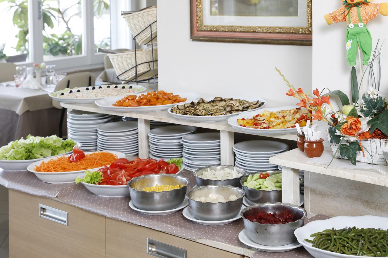 Hotel Lungomare Cattolica Dış mekan fotoğraf